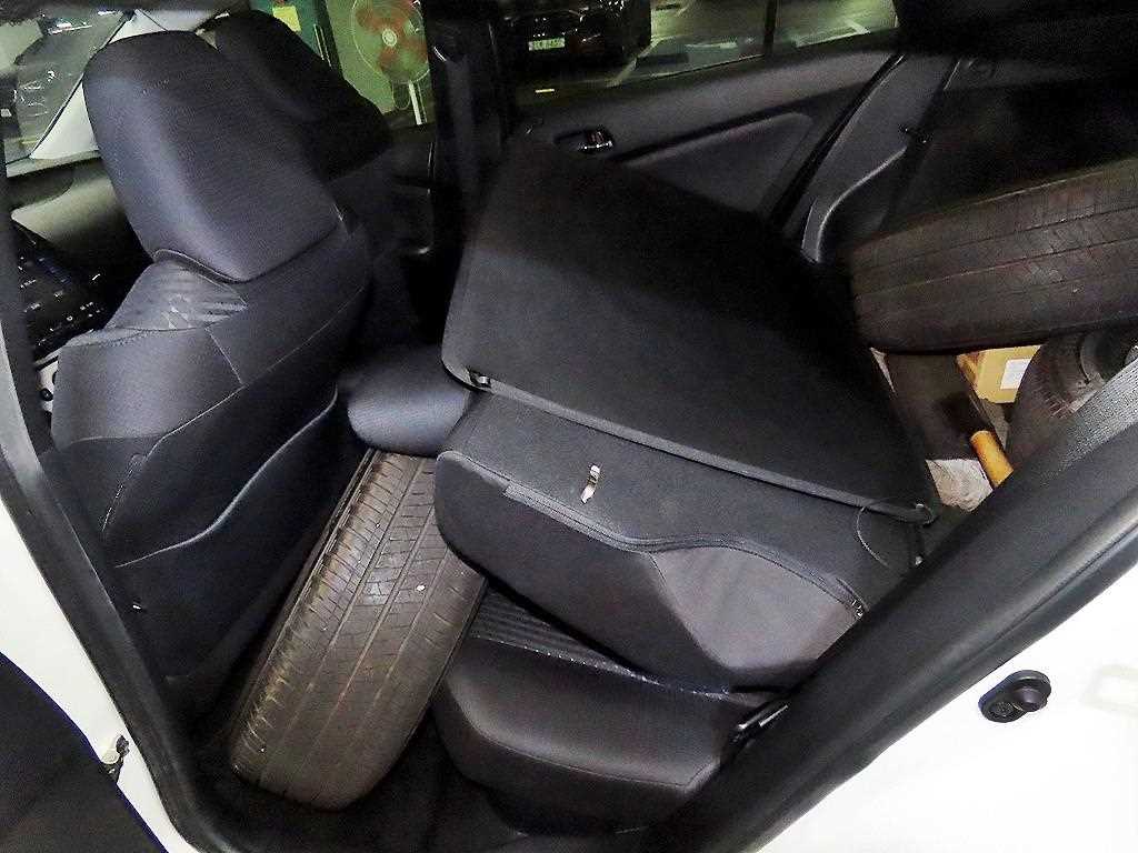 Toyota Prius - Vista 7
