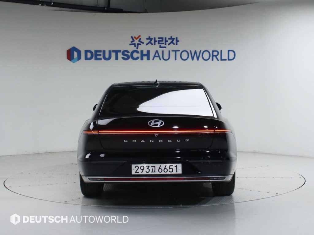 HYUNDAI Grandeur - Vista 4