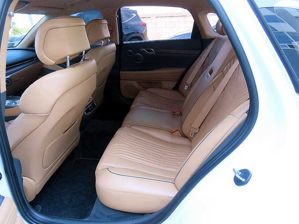 Genesis G80 - Vista 6