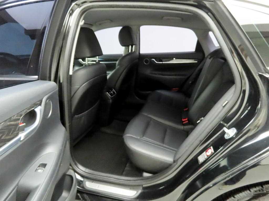 HYUNDAI Grandeur 2018 Negro - Importación desde Corea - HF Imports Iquique - Foto 13