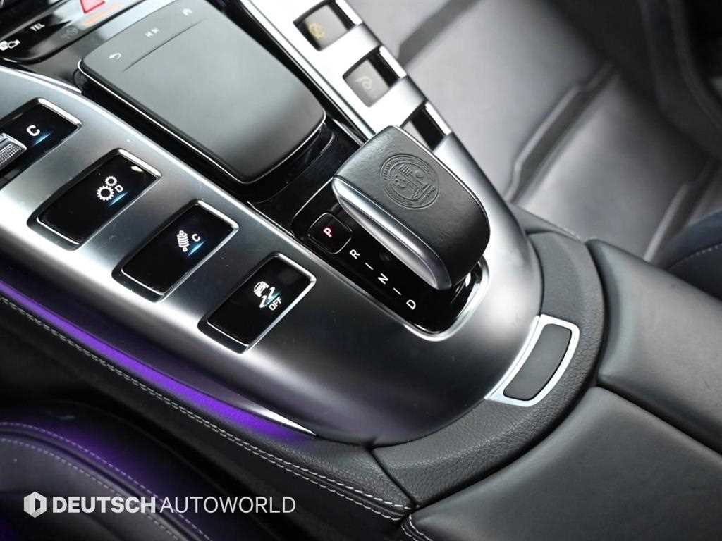 Mercedes Benz AMG GT - Vista 9