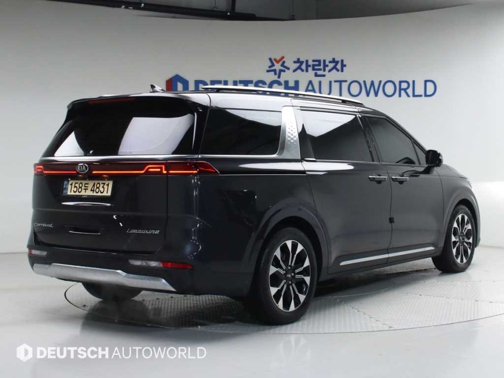 KIA Carnival - Vista 2