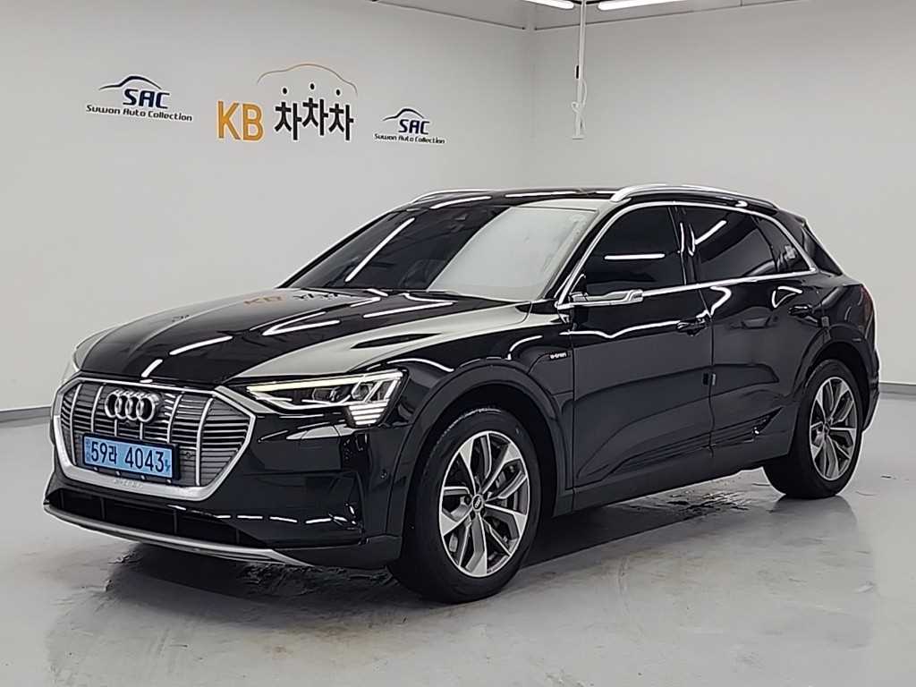 Audi e-Tron 2022 Negro - Importación desde Corea - HF Imports Iquique - Foto 1