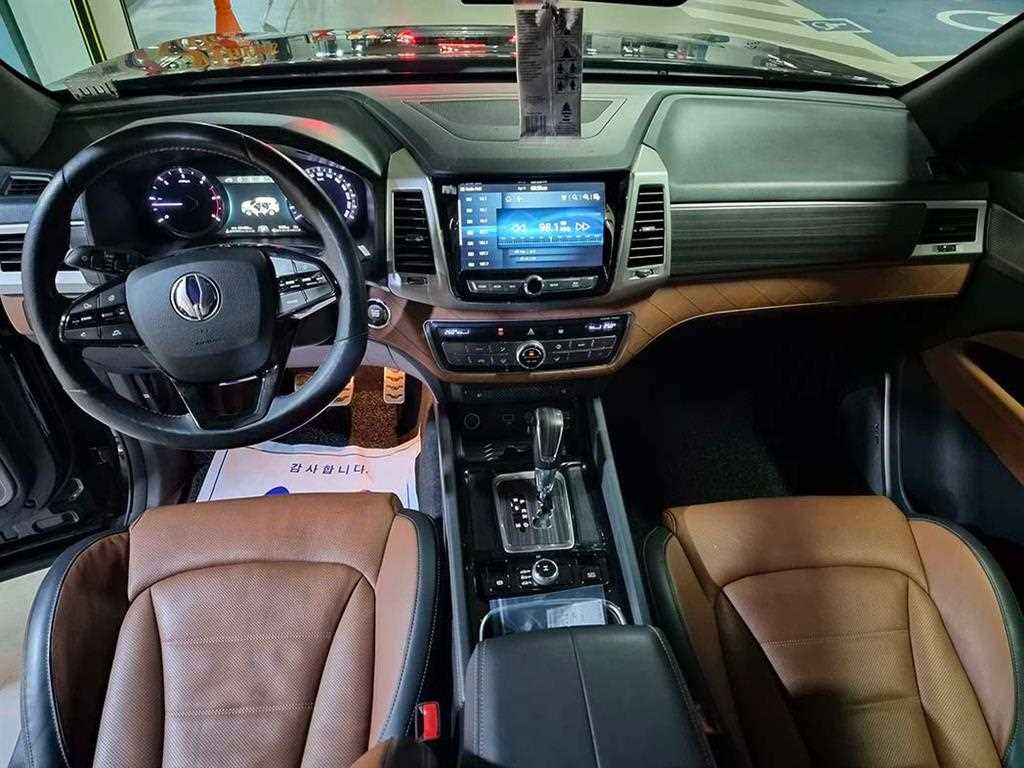 Ssangyong Rexton - Vista 10