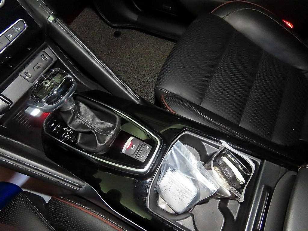 SAMSUNG QM6 - Vista 12