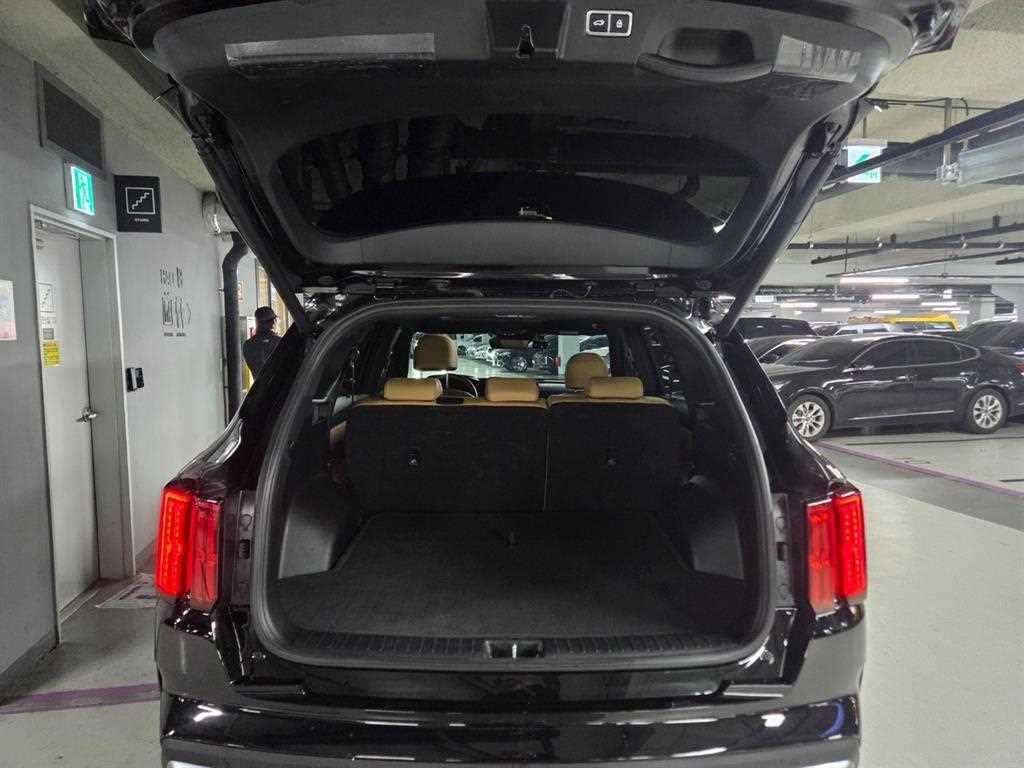 KIA Sorento 2023 Negro - Importación desde Corea - HF Imports Iquique - Foto 18
