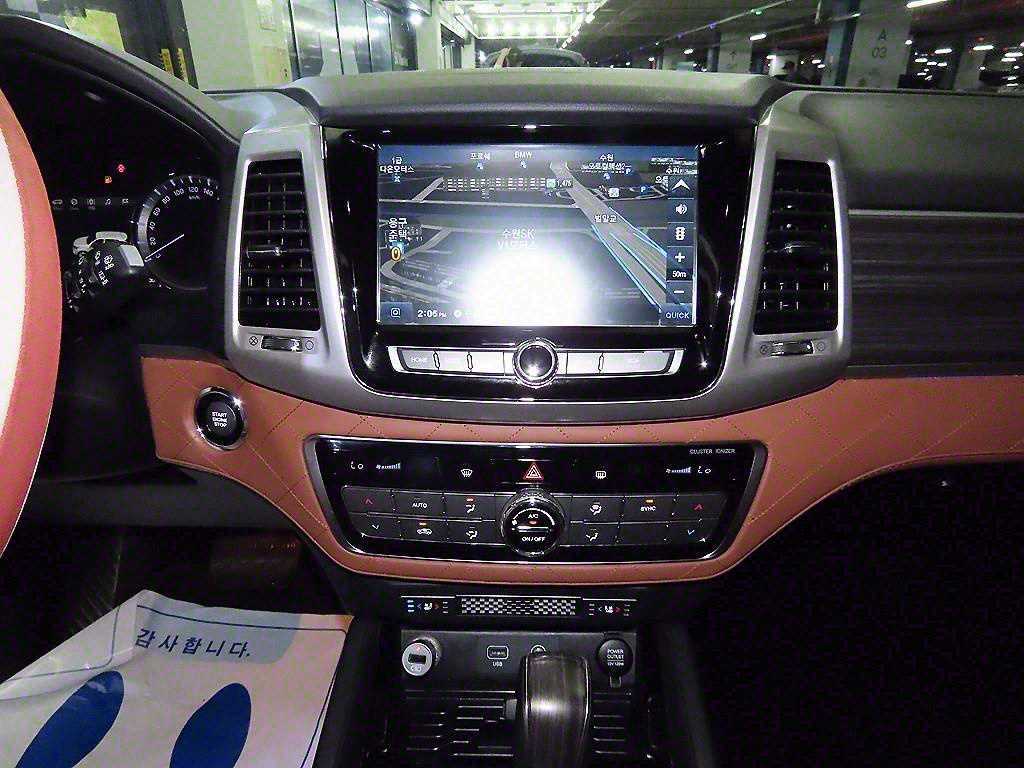 Ssangyong Rexton - Vista 11