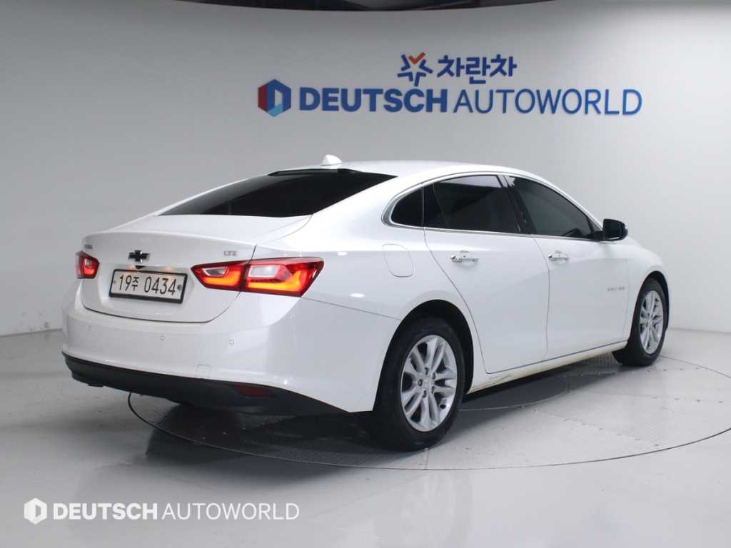 Chevrolet Malibu - Vista 2