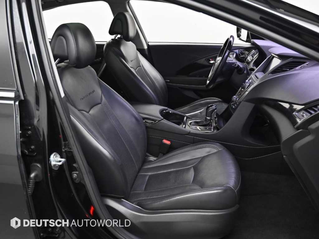 HYUNDAI Grandeur - Vista 10