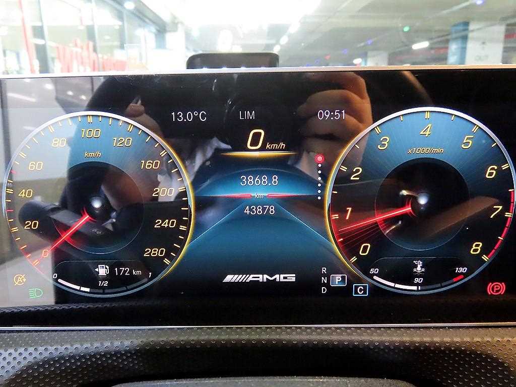 Mercedes Benz A Class - Vista 9