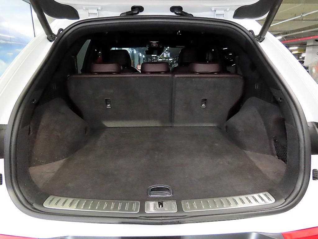 Genesis GV70 2021 Blanco - Importación desde Corea - HF Imports Iquique - Foto 17