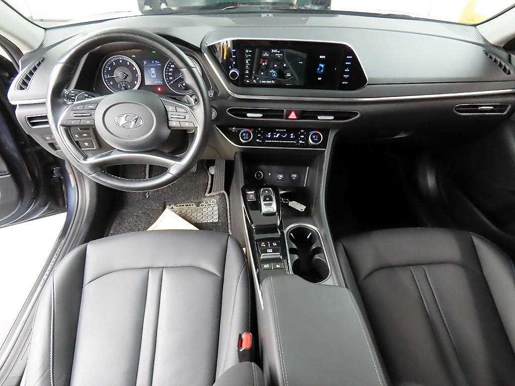 HYUNDAI Sonata - Vista 7