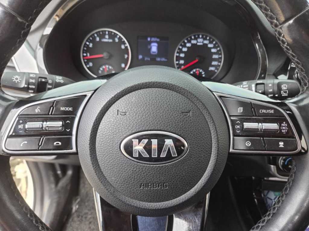 KIA Seltos - Vista 7