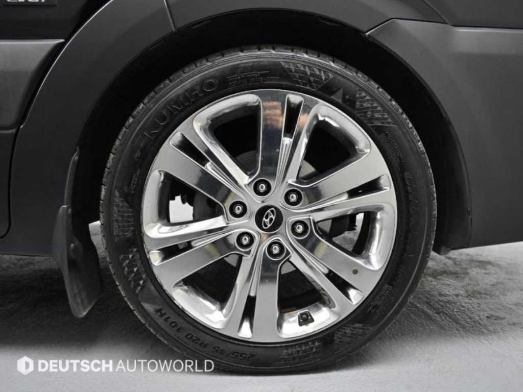 HYUNDAI Solati - Vista 5