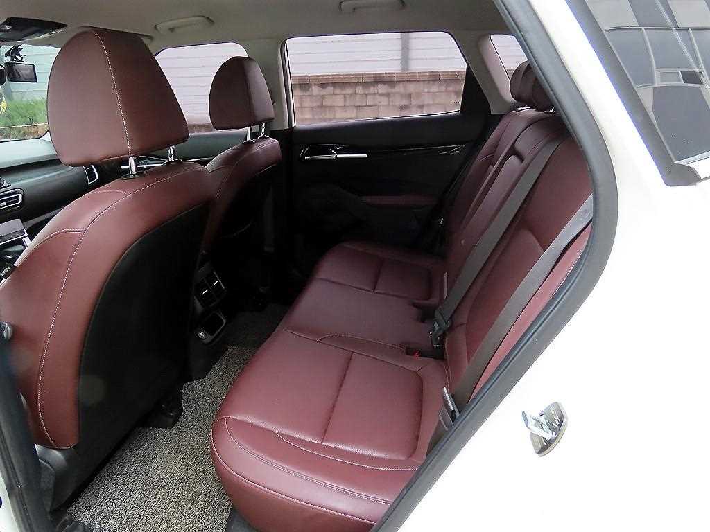 KIA Seltos - Vista 6