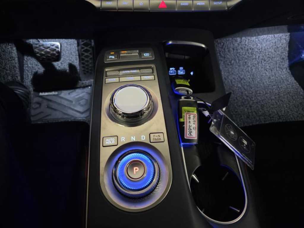 Genesis GV70 2023 Blanco - Importación desde Corea - HF Imports Iquique - Foto 16