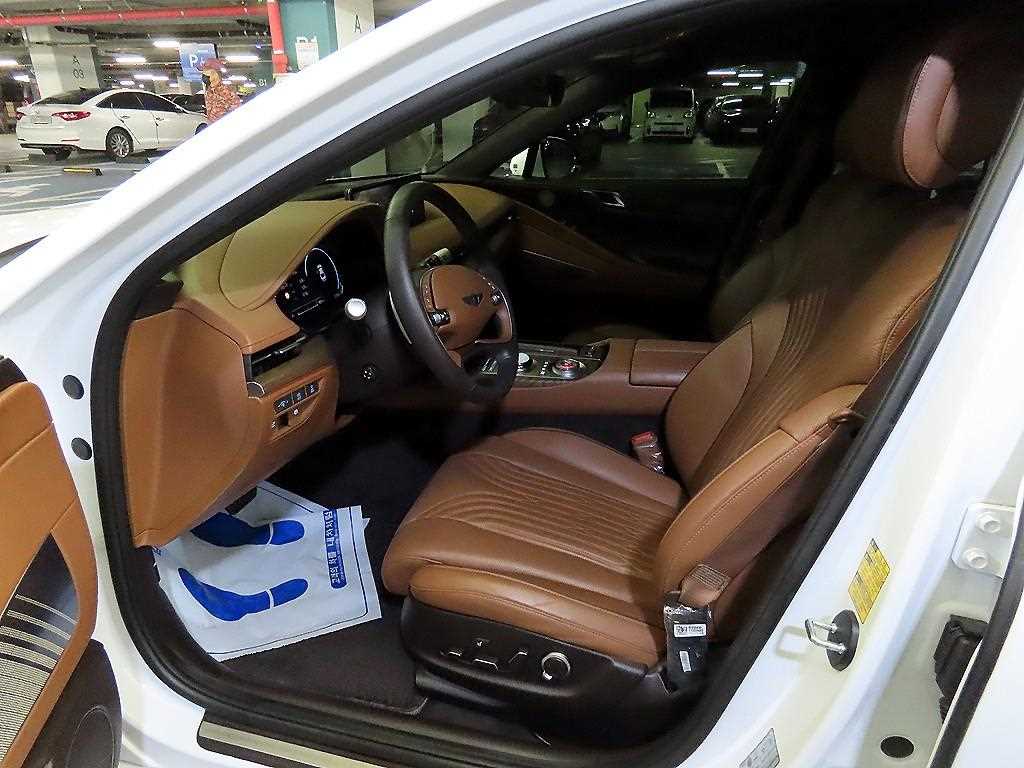 Genesis G80 - Vista 6