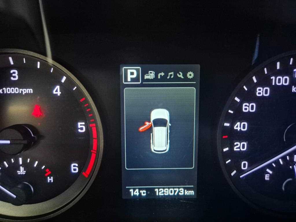 HYUNDAI Tucson - Vista 10