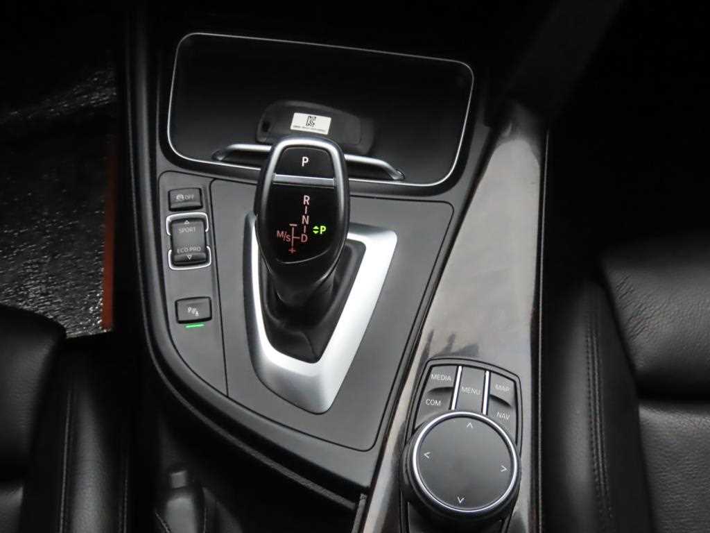 BMW 3 series 2018 Blanco - Importación desde Corea - HF Imports Iquique - Foto 14