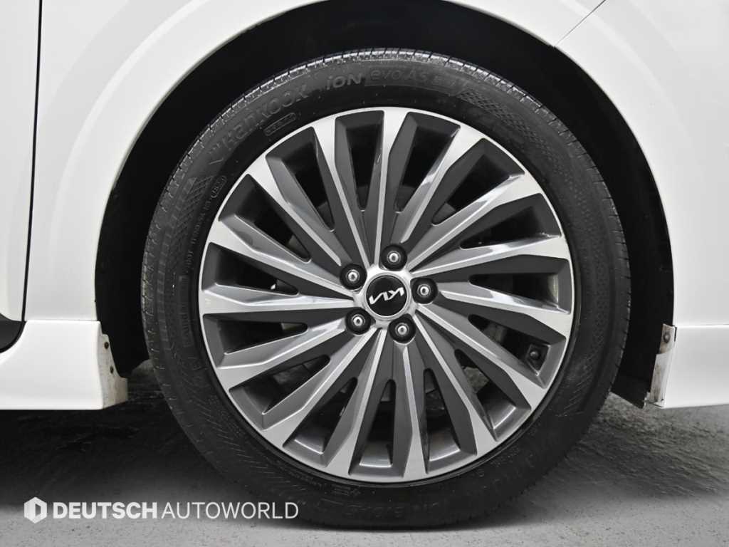 KIA Carnival - Vista 5