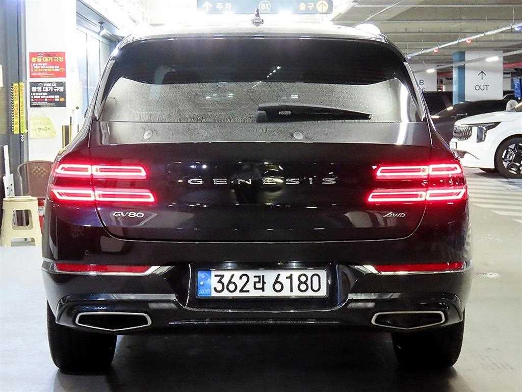 Genesis GV80 - Vista 5