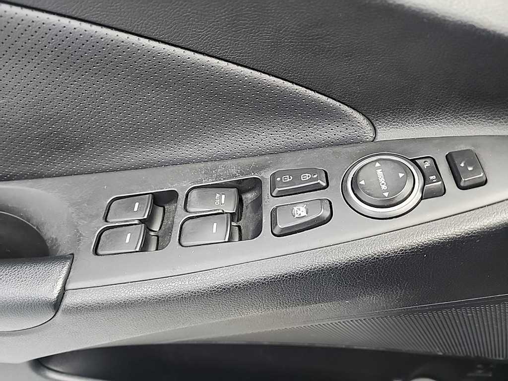 HYUNDAI Sonata 2010 Negro - Importación desde Corea - HF Imports Iquique - Foto 17