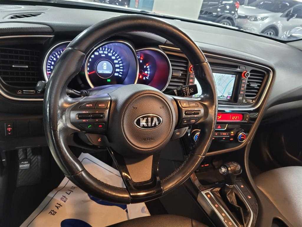 KIA K5 2015 Blanco - Importación desde Corea - HF Imports Iquique - Foto 16