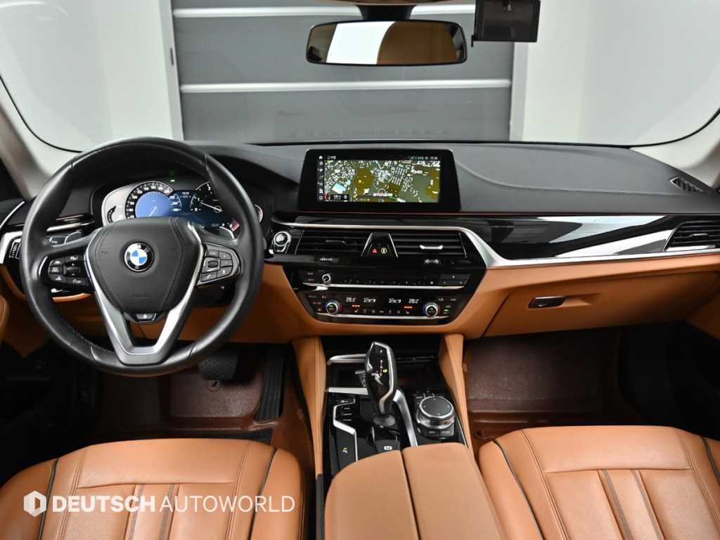 BMW 5 Series - Vista 7