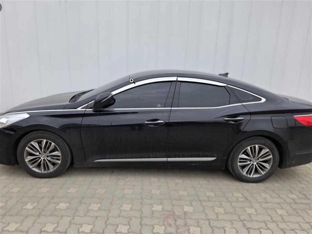 HYUNDAI Grandeur - Vista 3