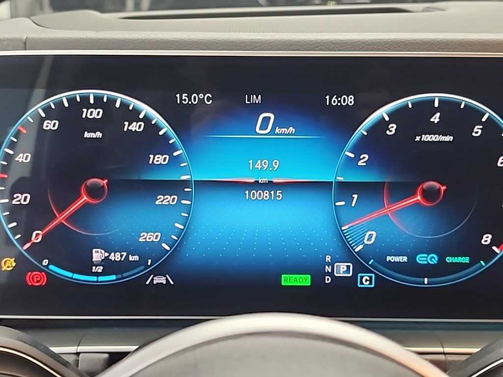 Mercedes Benz GLE Class - Vista 6