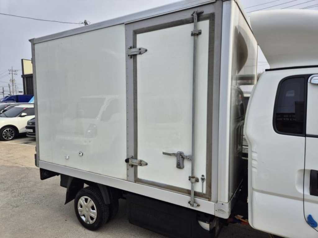 [소형화물][하이내장탑]봉고3 (EV) 1.0톤/킹캡/초장축/플러스형 - миниатюра 10