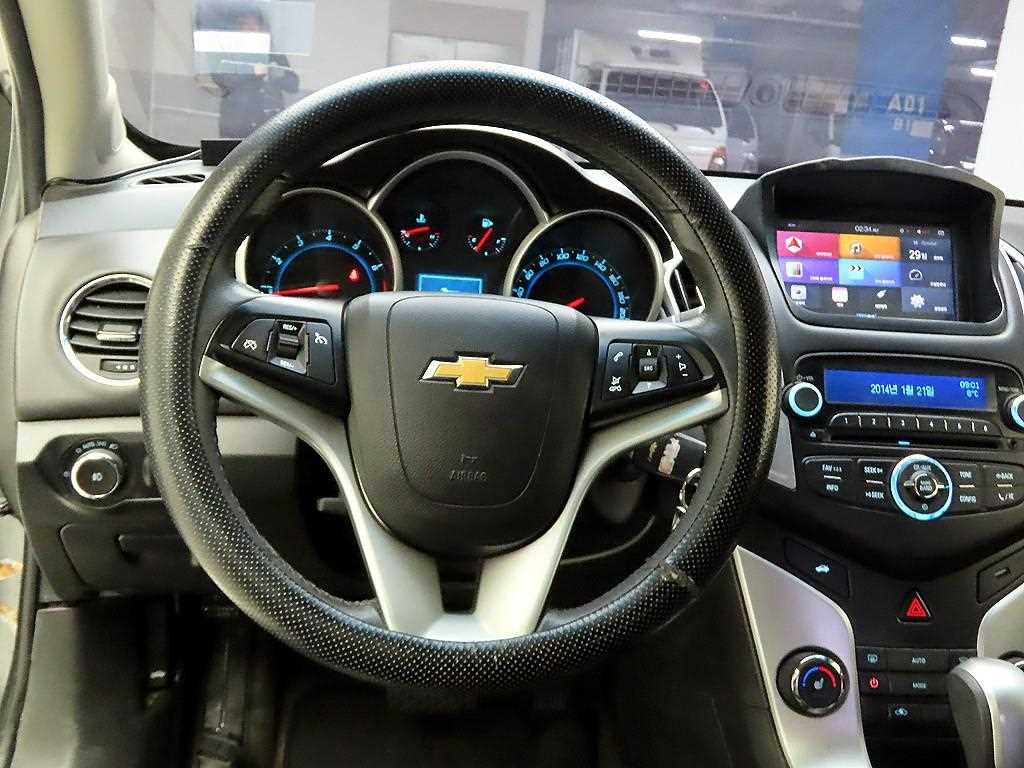 Chevrolet Cruise - Vista 6