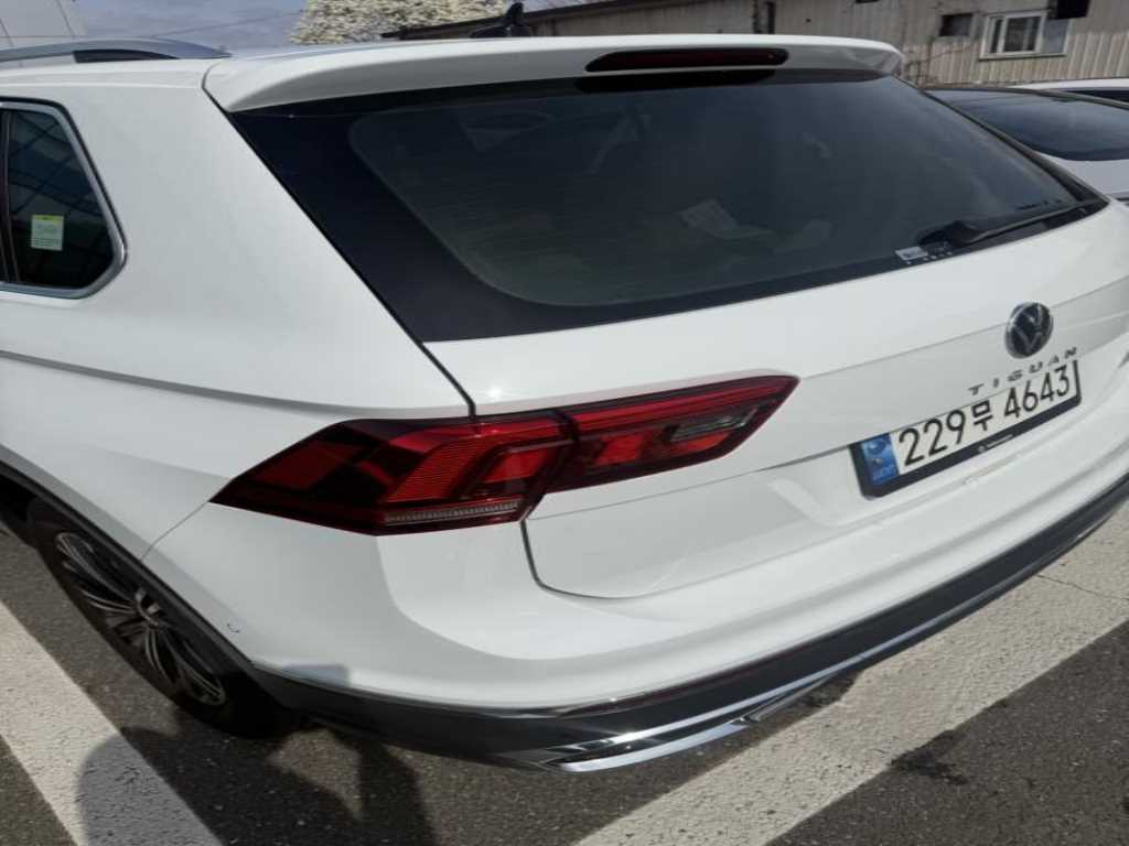 Volkswagen Tiguan - Vista 3