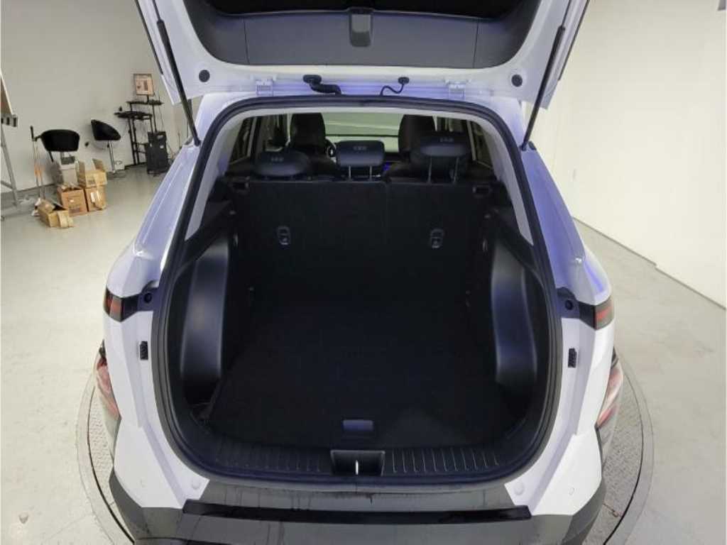 HYUNDAI Kona - Vista 8