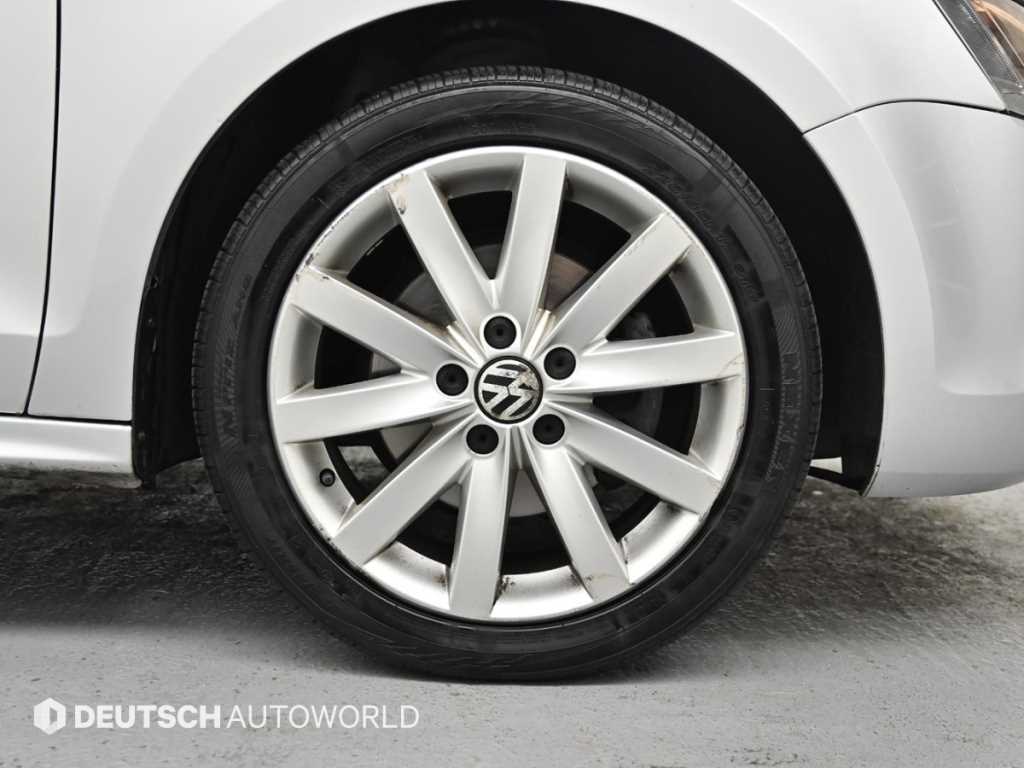 Volkswagen Jetta - Vista 5