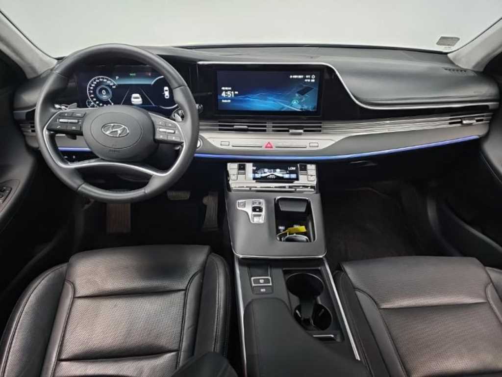 HYUNDAI Grandeur - Vista 5