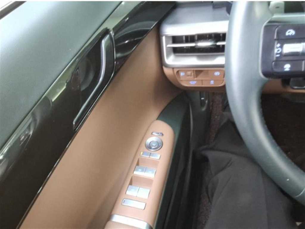 HYUNDAI Grandeur - Vista 3