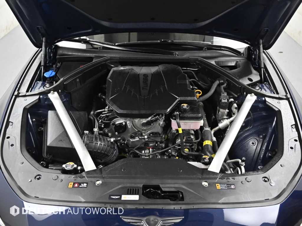 Genesis G70 - Vista 6