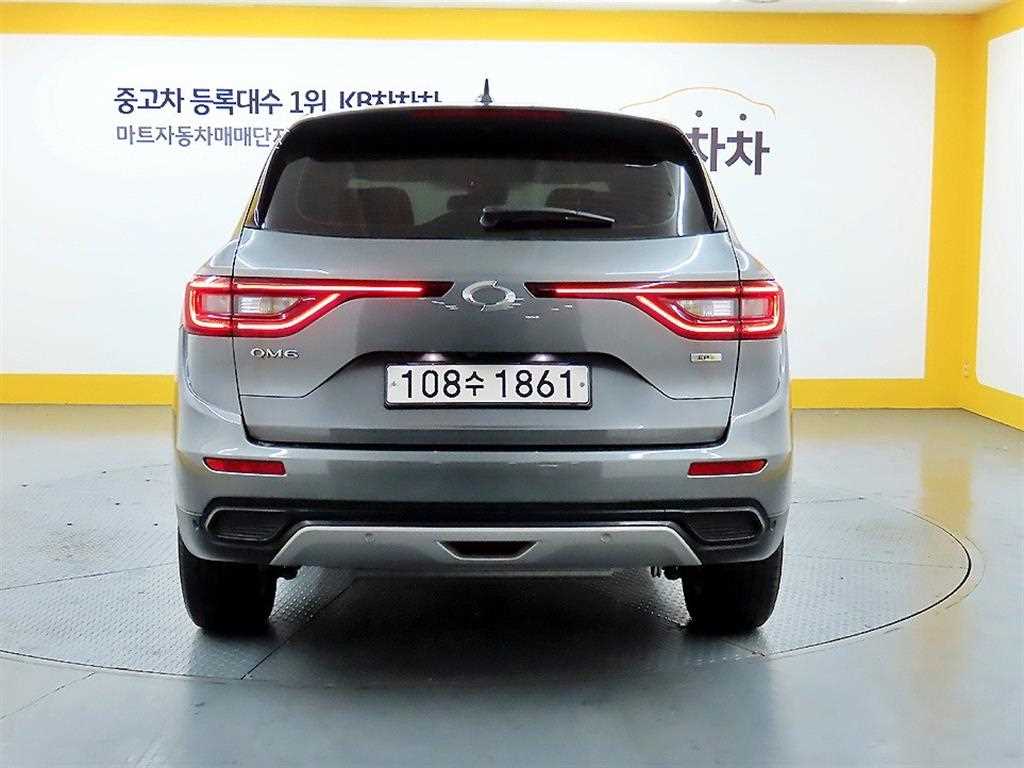 SAMSUNG QM6 - Vista 3