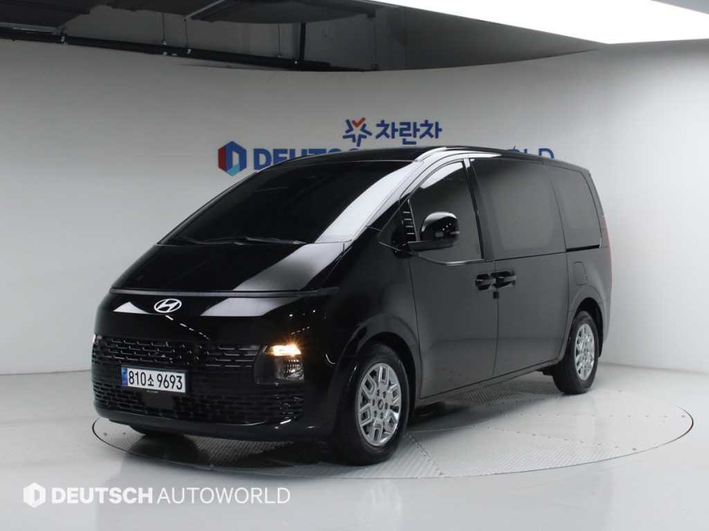 HYUNDAI Staria 2025 Negro - Importación desde Corea - HF Imports Iquique - Foto 1