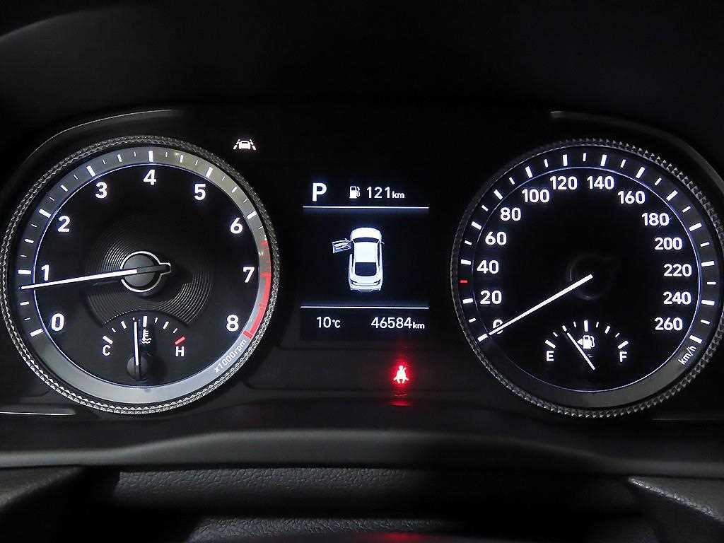 HYUNDAI Sonata - Vista 9