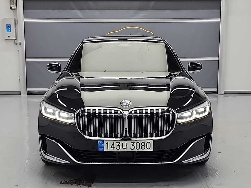 BMW 7 Series - Vista 2