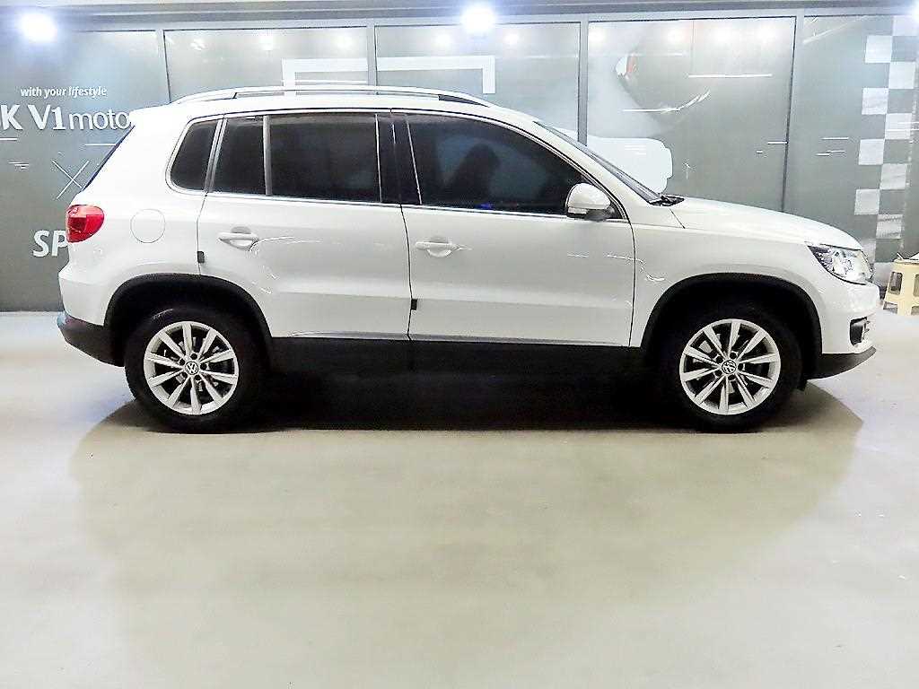 Volkswagen Tiguan - Vista 3