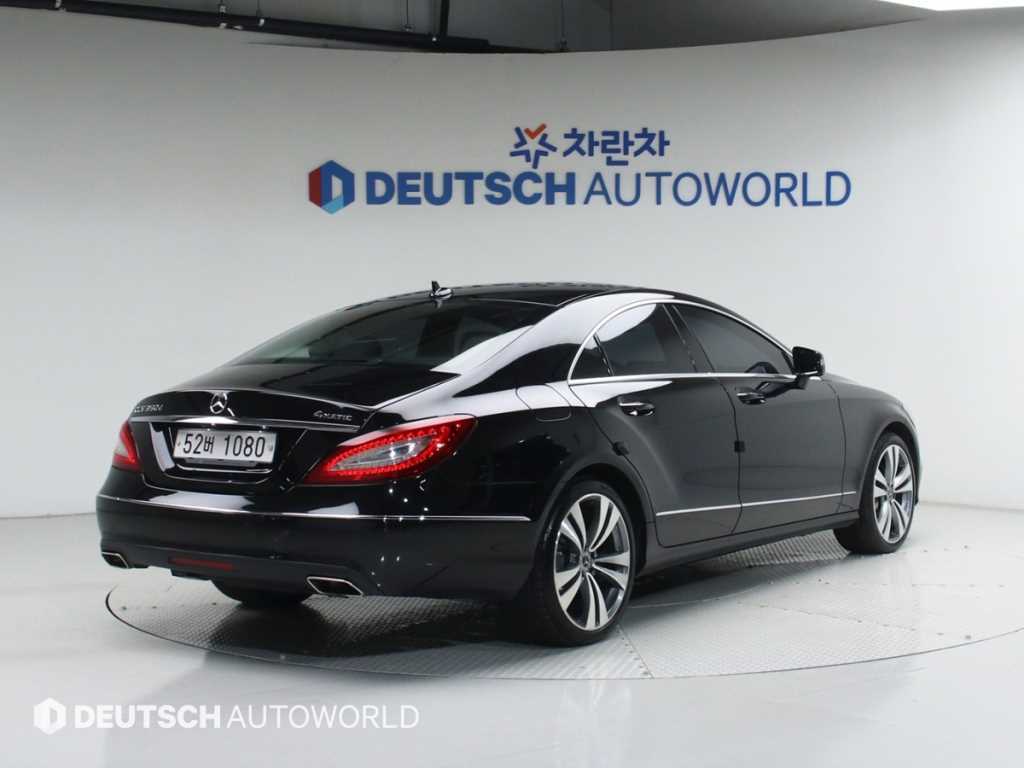 Mercedes Benz CLS Class - Vista 2