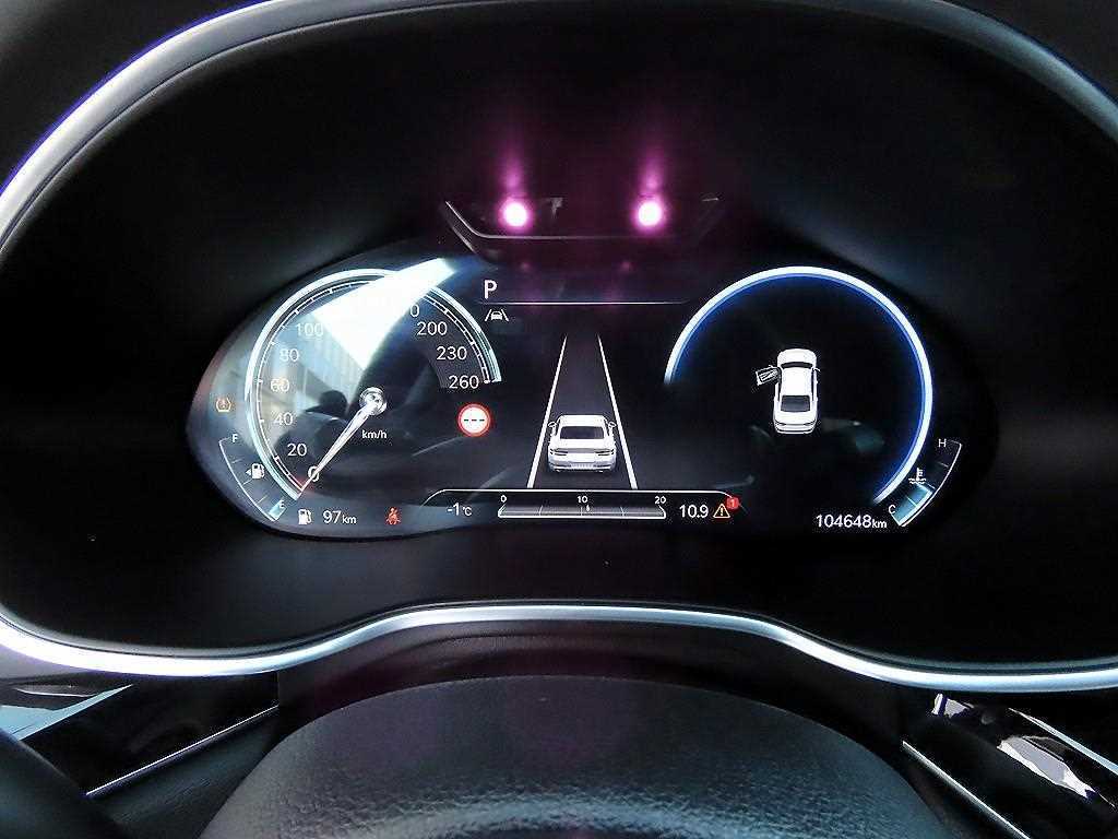 Genesis G80 - Vista 9