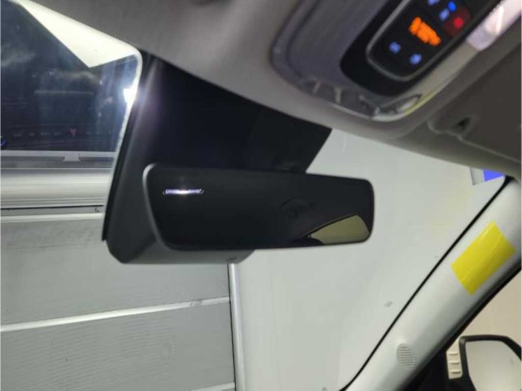 HYUNDAI Kona - Vista 12