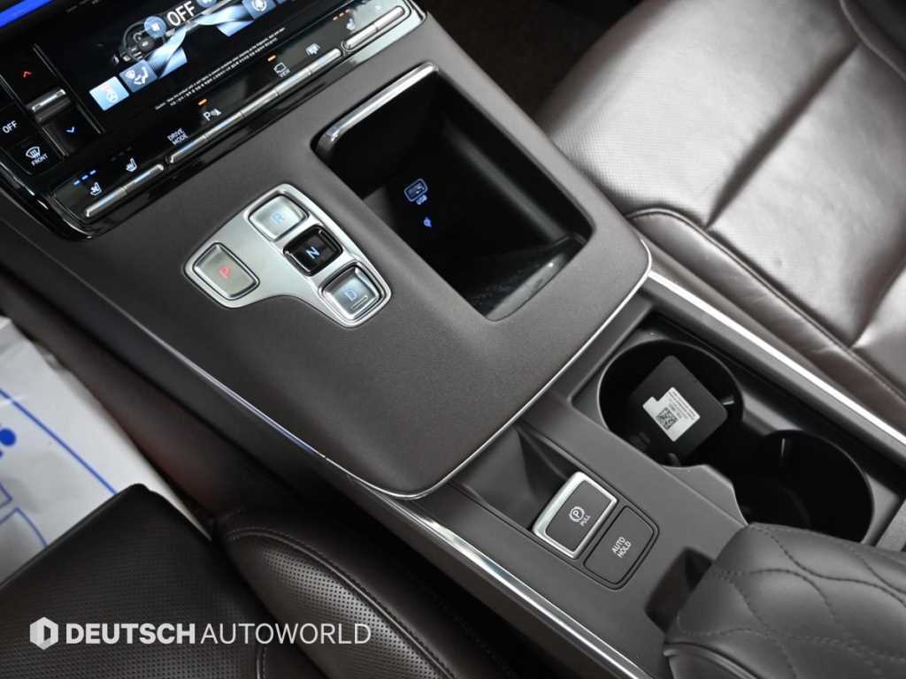 HYUNDAI Grandeur - Vista 9