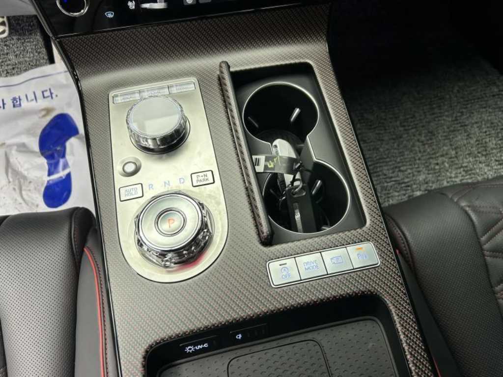 Genesis G80 - Vista 11