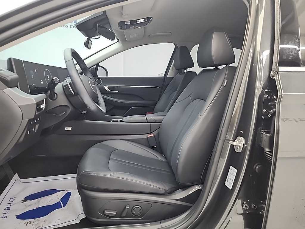 HYUNDAI Sonata - Vista 11