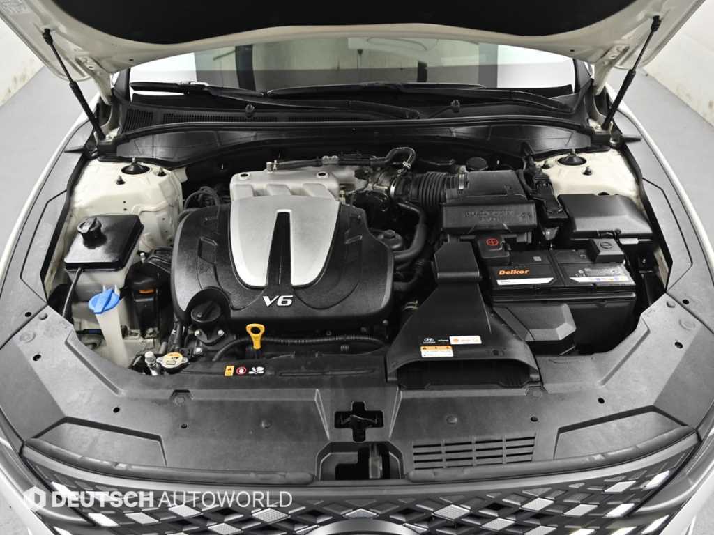 HYUNDAI Grandeur - Vista 6